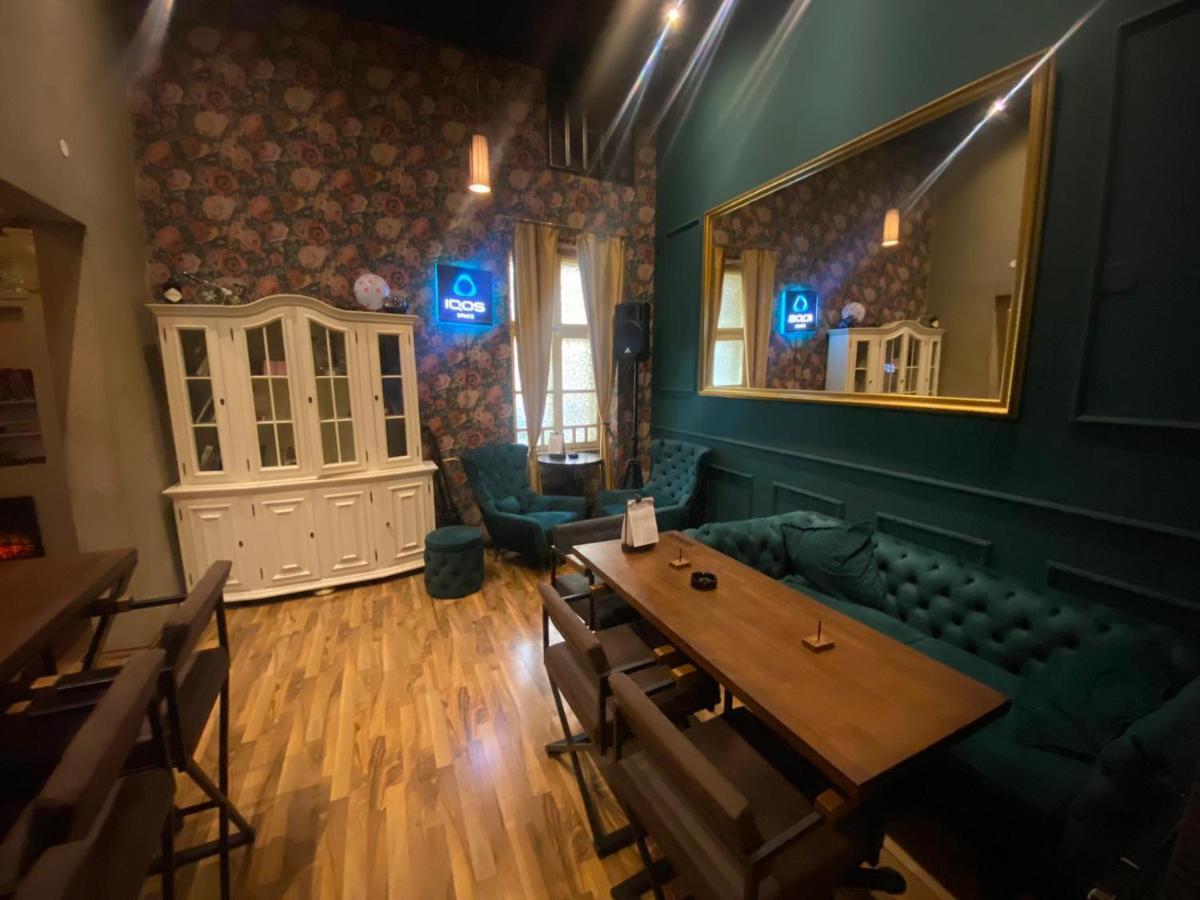 Fg Boutique Hostel Sarajevo Exteriör bild