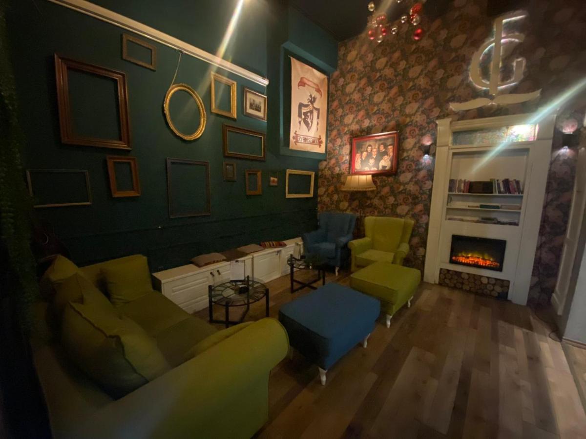 Fg Boutique Hostel Sarajevo Exteriör bild