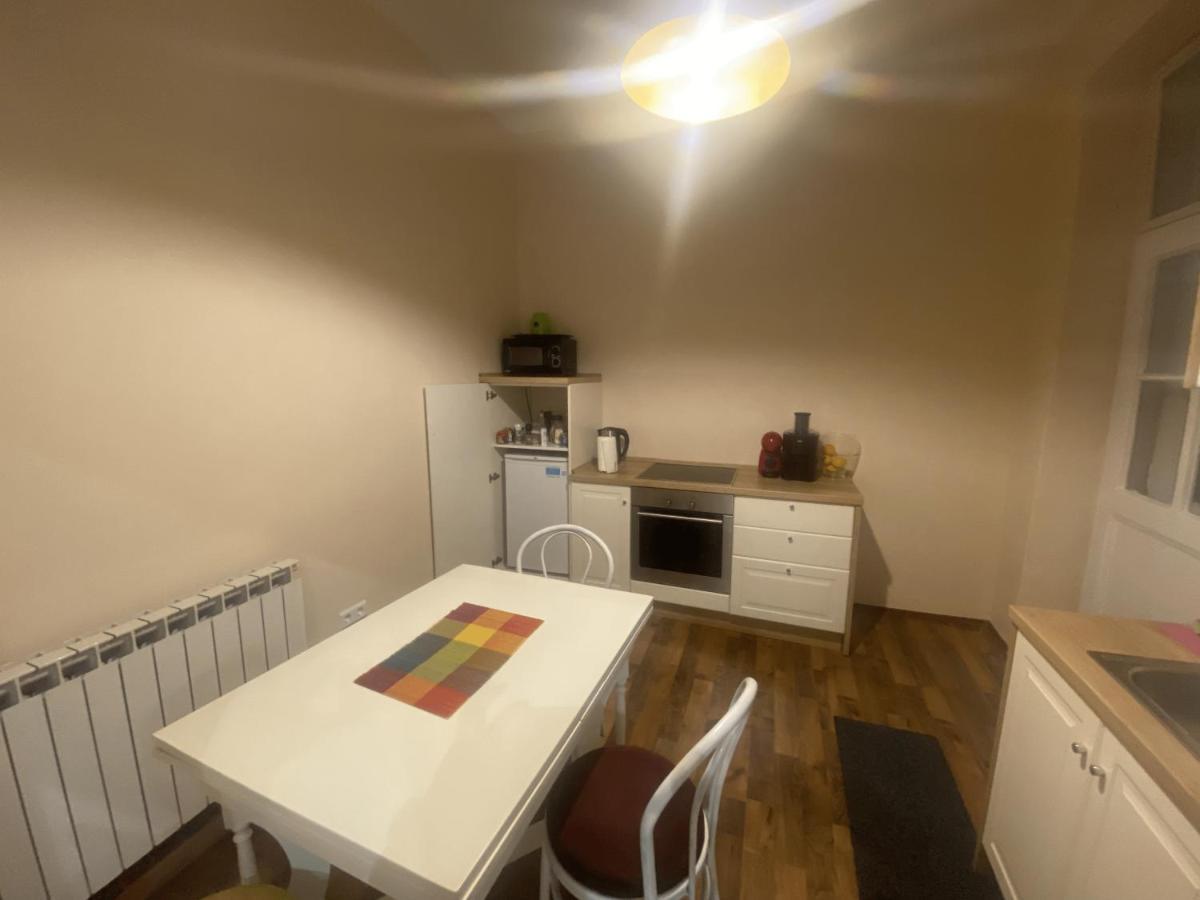 Fg Boutique Hostel Sarajevo Exteriör bild