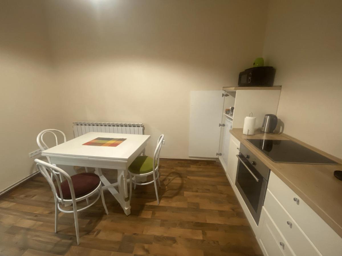 Fg Boutique Hostel Sarajevo Exteriör bild