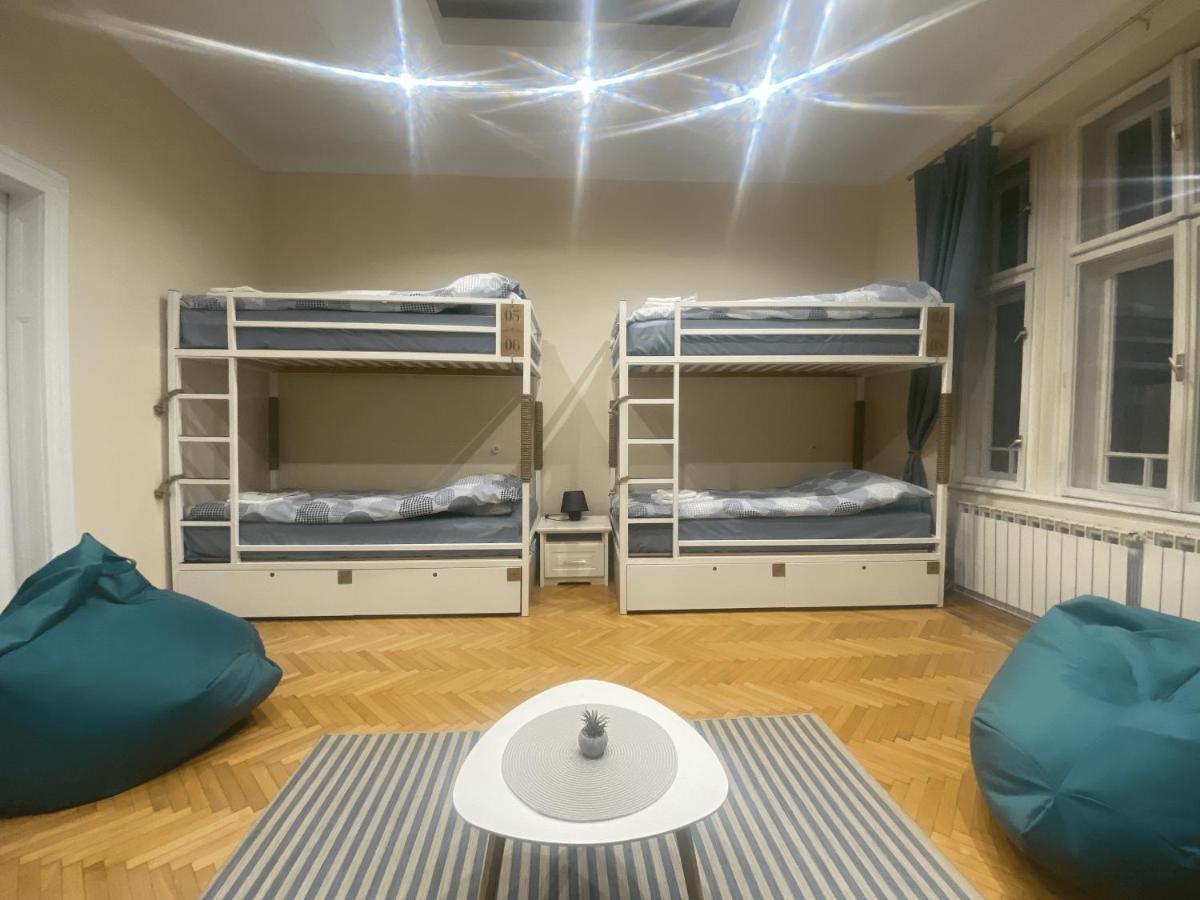 Fg Boutique Hostel Sarajevo Exteriör bild