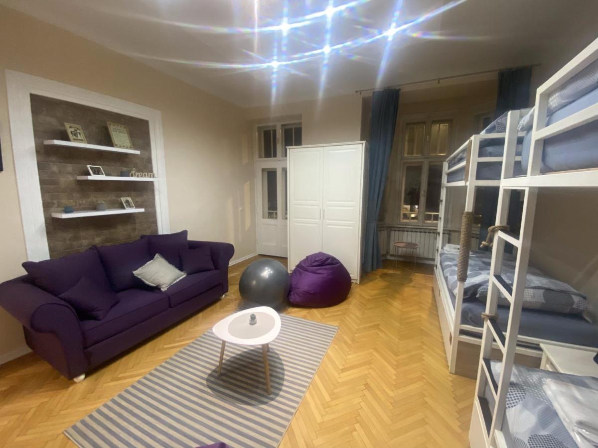 Fg Boutique Hostel Sarajevo Exteriör bild